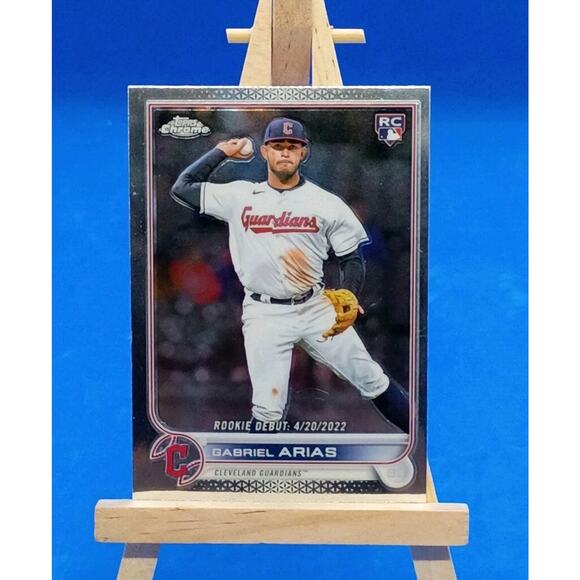 2022 Topps Chrome Update Series - Rookie Debut Gabriel Arias #USC14 (RC) - Picture 1 of 9